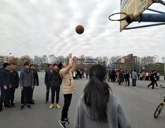 //mmbiz.qpic.cn/mmbiz_jpg/spO9QYn2T9bN7ls1Q11exJicKRXhsFBI8KTxrV84GxLWnCib5CJjibmnib1vFnID6Tfu1FnXVICibOUcYicyJX3McVQQ/640?wx_fmt=jpeg&wxfrom=5&wx_lazy=1&wx_co=1